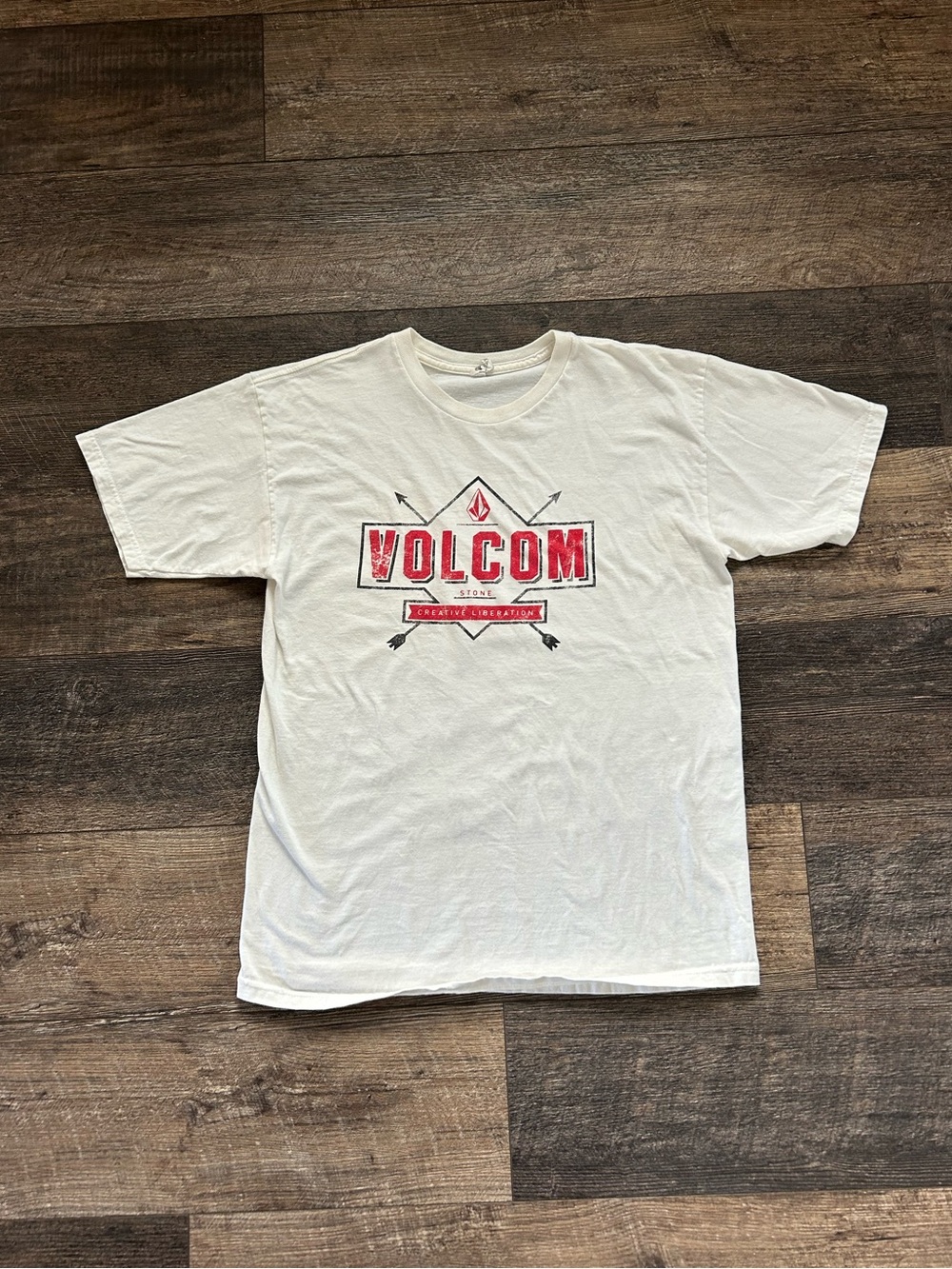VTG Y2K Volcom Stone Creative Liberation T-Shirt White Mens Size Medium